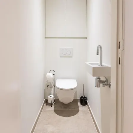 Volledig Gerenoveerd Op Toplocatie In Appartement