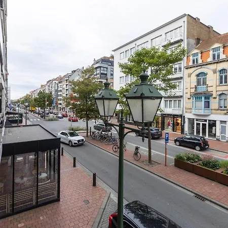Volledig Gerenoveerd Op Toplocatie In Appartement