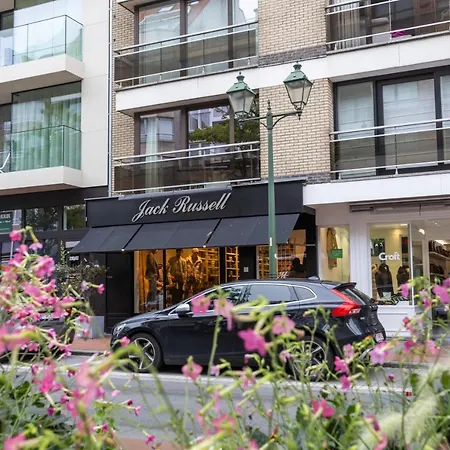 Appartement Volledig Gerenoveerd Op Toplocatie In Knokke-Heist