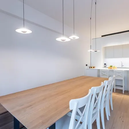 Appartement Volledig Gerenoveerd Op Toplocatie In Knokke-Heist